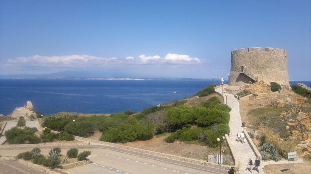 Appartamento Azzurro Con Balcone E Panorama Sul Paese Santa Teresa Gallura Exterior photo